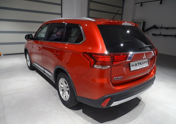 Mitsubishi Outlander cena 69900 przebieg: 142362, rok produkcji 2016 z Woźniki małe 106